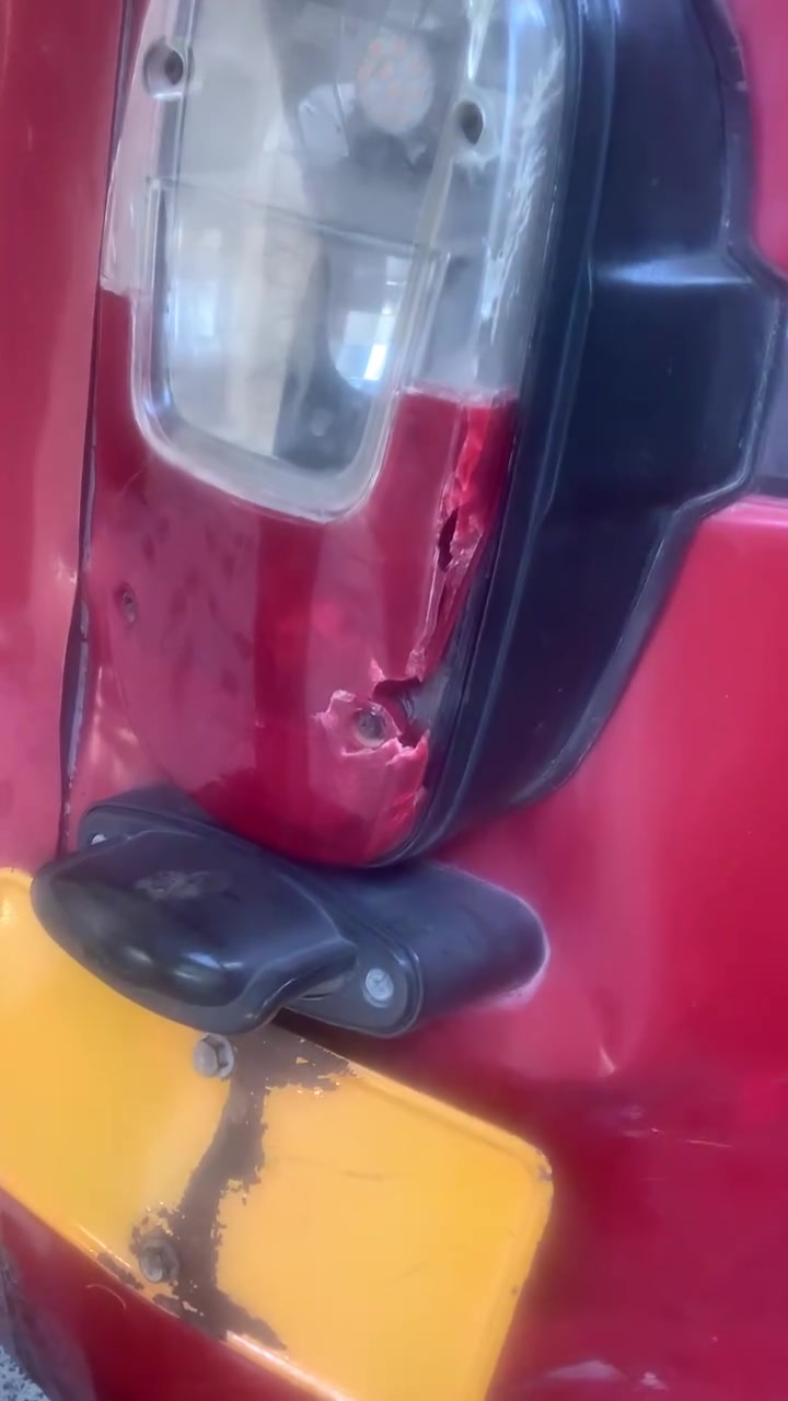 بيع مستعجل مديل ٢٢تكتك كبل للشارع بيها خياس بلمداكر 6/400***********
