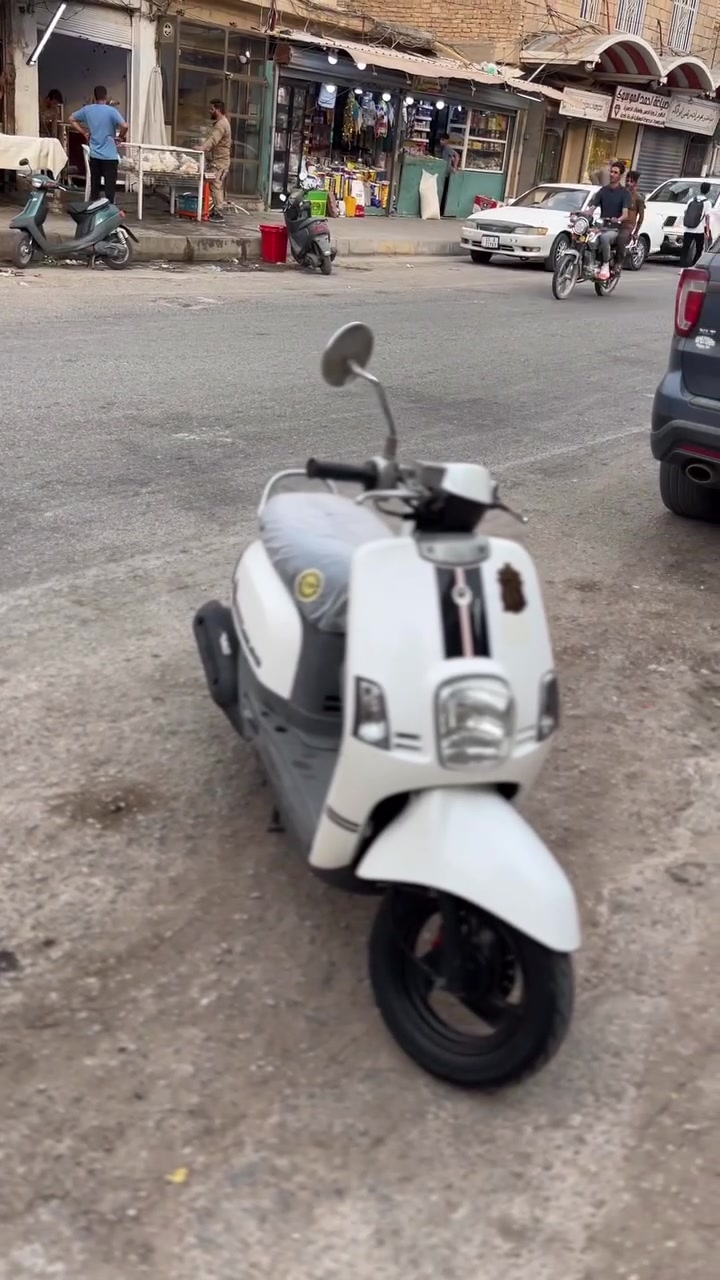 بوليس • ابيض • مكفوله