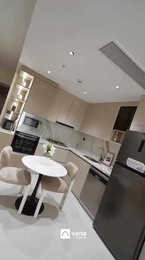 ڤانە تاوەرز 1+1 بۆ فرۆشتن بە شێوەی اقساط 
کڕین و فرۆشتنی 🏠 خانوو شقە | 🏢 باڵەخانە | 🌳  مەزرەعە | 🌍 زەوی
📍 32 پارک
📞 +964 750 487 0030
🔑 متمانە لە مامەڵە، خزمەتگوزاری لە دڵەوە
