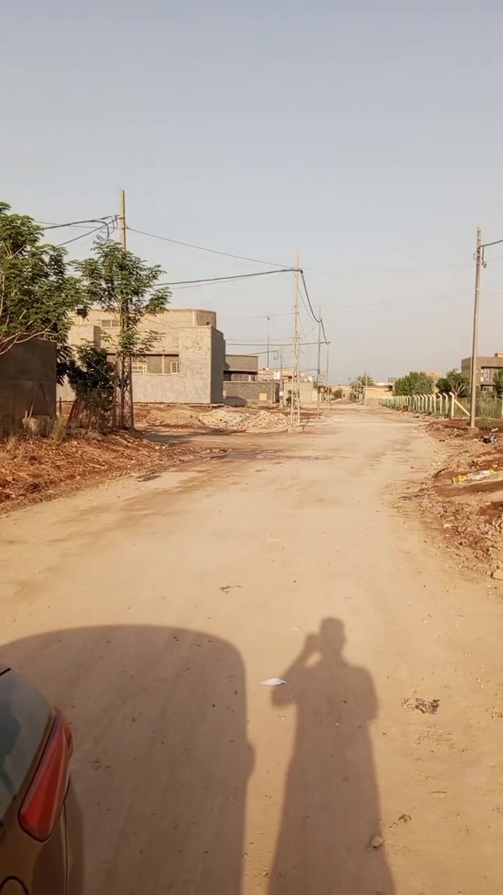 متوفر للبيع 

عرصه طابو صرف المساحه 240م حي الترابه الثانيه قرب مدرسة المتفوقين تقع على شارع 15م الواجهه 12×20نزال// للاستفسار الاتصال على الرقم ***********
