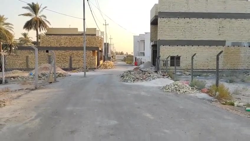 عروض مكتب دار المهندس للعقار 
موقعنا الجديد  قطع اراضي طابو زراعي سند 25 ملك صرف شارع حله بغداد بالقرب من كوين بارك 
مجاور محطة اللؤلؤه  المساحات 300.260 .200.100 ويتوفر كذلك كافة الخدمات من تبليط وكهرباء وماء وشارع نظامي ..
للاستفسار اكثر
 الاتصال على الرقم ‏‪***********‬‏
او زيارة مكتبنا الواقع في النيل مجاور السكه
