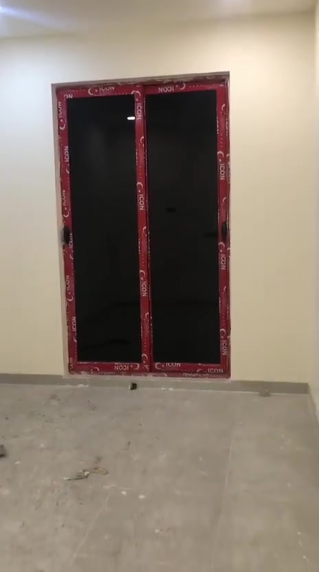 بيت للايجار 
العنوان الشعب الكويتي قرب أسواق فدك
مطبخ و استقبال و خدمات طابق ثاني غرفتين غرفه سويت 
طابق ثالث غرفه 
ايجار ٥٥٠ البيت بعده زيرو 
***********
