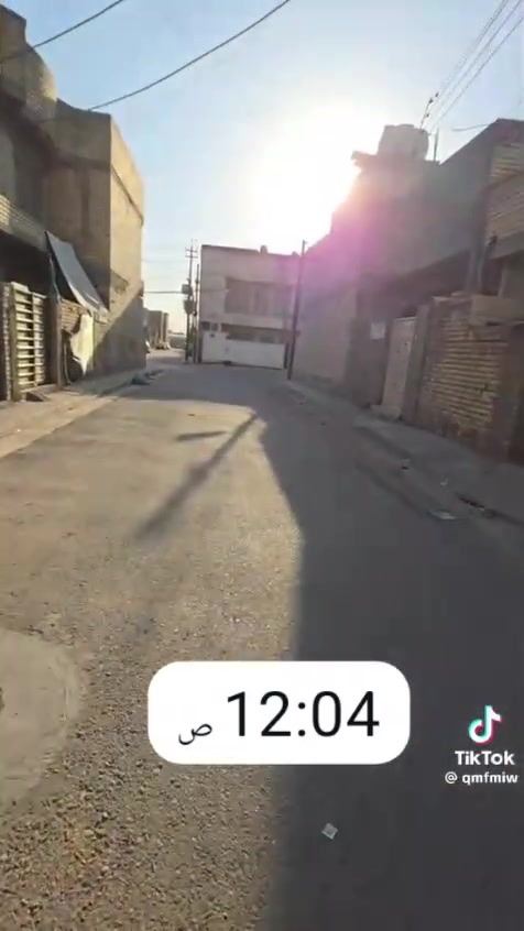 السلام عليكم دار للبيع في بغداد رئاسة العبيدي شارع عشرين قرب مدرسة الشهييد سلام الكناني الاهلية المساحة 130م زراعي مكاتبة فقط ومشمول بلتطويب منطقة هادى و نظيفة وكاملة الخدمات الواجهة 8والنزال 16٫25طابق واحدالسعر110 وبي مجال الاتصال على الرقم واتساب *********** والرقم ***********
