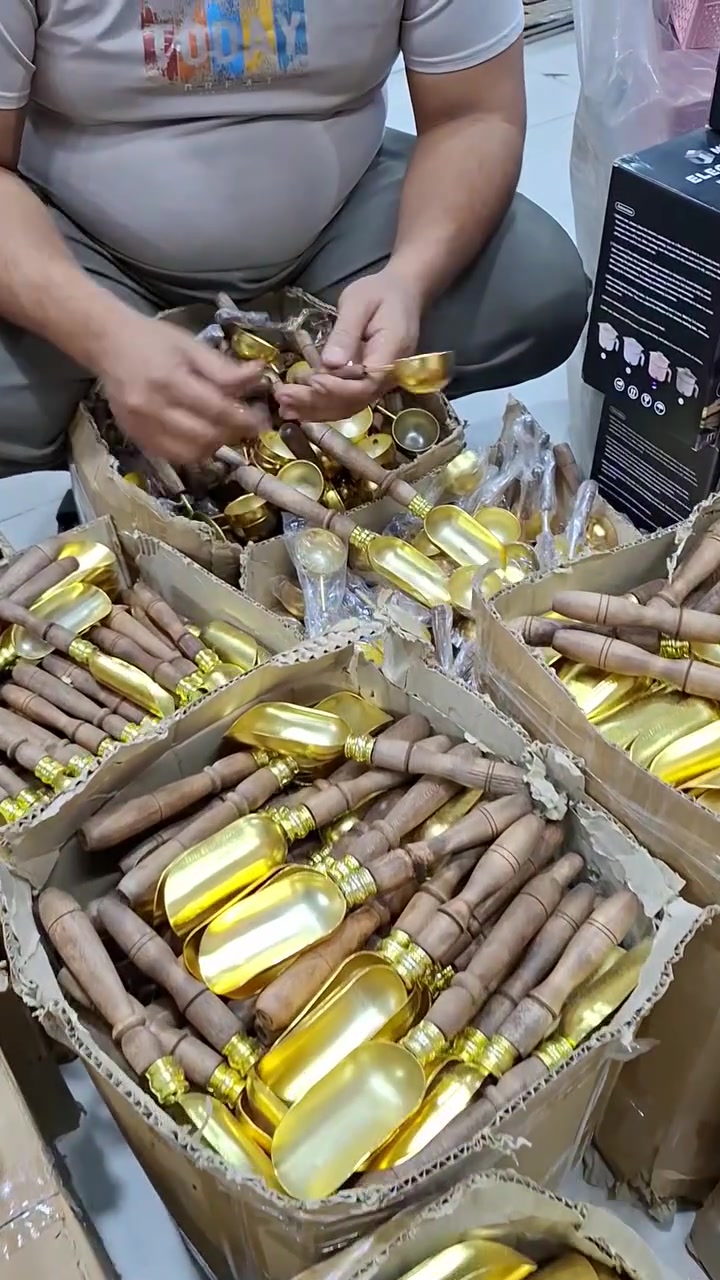 عرررض خااص 🔥🤩
.
🚦العنوان / بغداد - الزعفرانية- شارع مطعم ابو عكال - رابع فرع 

🚕يوجد توصيل لجميع محافظات العراق ٧٠٠٠ الاف دينار🚕

🚕يوجد توصيل داخل بغداد ٥٠٠٠ الاف دينار🚕
 
🚕يوجد توصيل داخل الزعفرانية ٣٠٠٠ الاف دينار🚕

رابط حسابنا على منصة التيك توك https://www.tiktok.com/@ca45z?_t=8isLDSJgKhi&_r=1
رابط حسابنا على منصة الانستغرام 
https://www.instagram.com/ca45za?igsh=ODA1NTc5OTg5Nw==
رابط حسابنا على منصة الفيسبوك 
https://www.facebook.com/center.every.thing?mibextid=ZbWKwL

 ( عروض تنافسيه 🤩❤  ) وترقبوا المزيد
للاستفسار المراسله  على الواتساب :

☎️ ***********☎️     واتساب/
