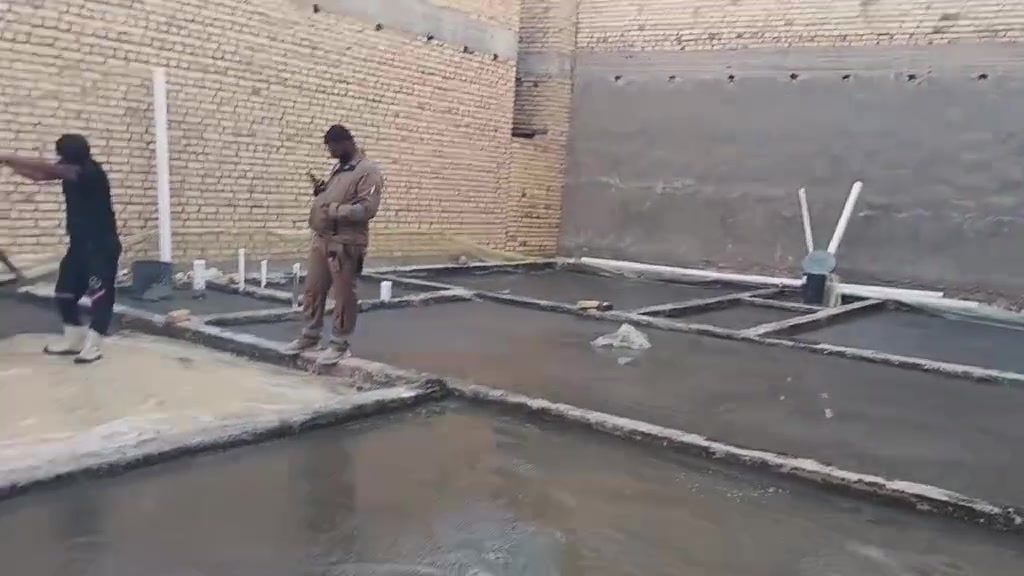 ***********السلام وعليكم  اي شخص محتاج صب رباط او صب البيت من الداخل اوصب فوك تصليطه يرسلني كادر كامل من خباطه وعمال شغل نضيف ***********وتساب.
