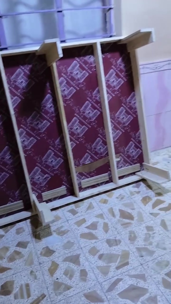 جربايه تسكام ما مستعمله جديده عرض متر ٣٠ اسعر ١٠٠ قفل شوفت عينك الخشب ***********
