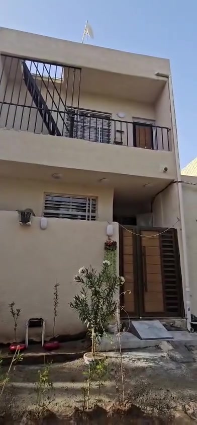 ادار مساحه ٥٠م طابقين بناء حديث العنوان طريق البوبيات عمود ٣١ بنهايه شارع الودي  سعر مناسب ب٤٥ مع المجال
*********** سيد محمد مكتب العشار 
ادار مساحه ٥٠م طابقين بناء حديث العنوان طريق البوبيات عمود ٣١ بنهايه شارع الودي  سعر مناسب ب٤٥ مع المجال
