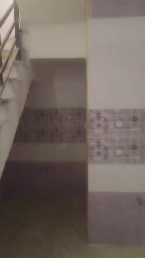 �🔥 عرض نار للبيع – بيت حديث زيرو بالكامل 🔥🏡
📍 الموقع: الحرية الزراعي
📐 المساحة: 50 م²
📏 الواجهة: 5 م × النزال: 10 م
🏠 البيت: حديث زيرو – أول سكن

💧 ماء
⚡ كهرباء
🚽 مجاري
🧱 ناقص فقط المقرنص

━━━━━━━━━━━━━━

💥 السعر: 68 مليون دينار فقط 💥
🔥 68 مليون دينار وبس!
🔥 سعر يكسر السوق وبمواصفات مميزة

━━━━━━━━━━━━━━

🛡️ ضمانات البيع والأصولية:

✅ سند 25
✅ مكاتبة + تعهد خطي
✅ إقرار في المحكمة مع صاحب الدونم الرسمي وبحضور القاضي
✅ في حال حصول أي تعرض على العقار من أي جهة، يتم استرداد ضعف المبلغ المدفوع حسب التعهد
✅ المكتب مجاز بإجازة رسمية
✅ ختم المكتب مسجل في عمليات بغداد
✅ جميع الإجراءات أصولية ومضمونة

━━━━━━━━━━━━━━

🏢 مكتب الأمين للعقار
🤝 عنواننا الثقة

👤 بإدارة علي الكناني
📞 ***********

🔥 فرصة ما تتكرر… واللي يلحقها يلحق!
