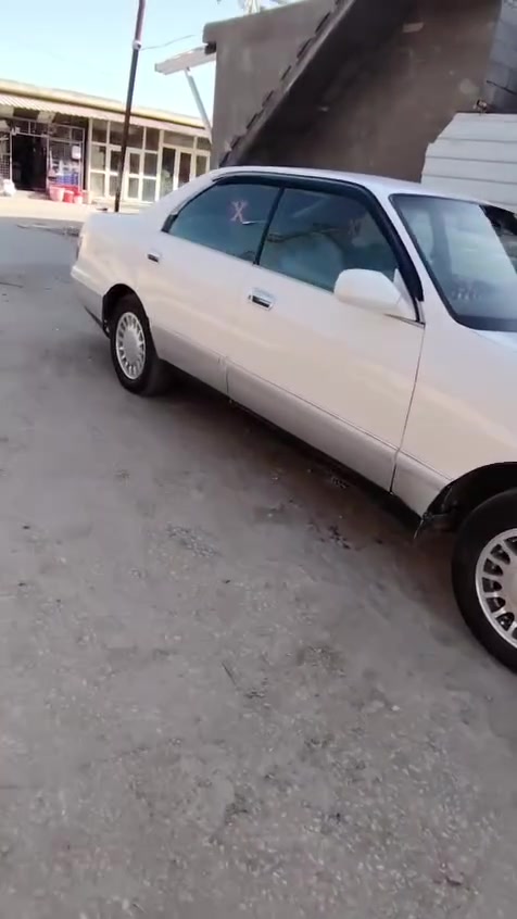 سلام عليكم بطه منفصل 95 رقم بابل سنويه 28 مكينه وكير 2500ديلكو مصبوغه عام أثر جراد بدون ضربه مكفوله كص ونقل جثه وتحويل تخم تاير باتري جديد منضومه زنون  حداديه جديده  جام أخضر تبريد منضومه جديده بس اكلج كمبريسر وكف السياره جاهزه من كلشي سنتر لوك ريموت كلها شغال مكانها بابل محاويل سعرها 57بيها مجال السياره مال جناي ***********

