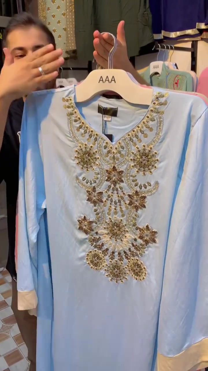 #أزياء_الانسه_هيت🤍

😍😍دراعه شغل يدوي تصريز مميز جداً 👌😍😍👌

#القياسات L_xl_xxl_3xxl
#السعر فقط ❤️‍🔥❤️‍🔥ب20. الف

#العنوان /الانبار هيت حي الجمعيه مقابل مدرسة الصمد الابتدائية 

#للحجز_والاستفسار***********
