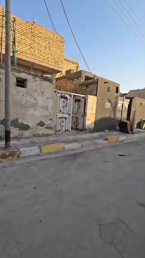 بيت طابوو. امامي 100 متر بل سديناويه قرب صفي الدين. كل الخدمات متوفره ماي مجاري كهرباء اناره تبليط سعر مناسب سعر قطعااا ***********
