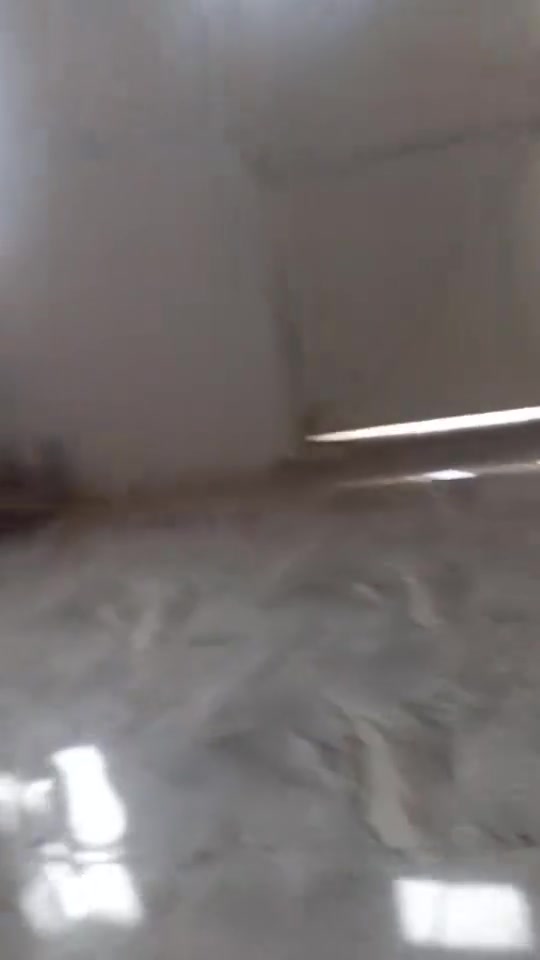 بلمتنبي • دار • ٩٠م