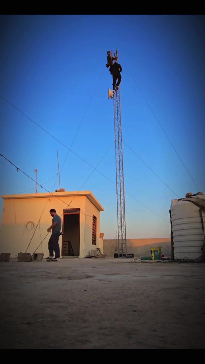 تفصيخ ونصب الابراج بوقت قياسي 
***********
