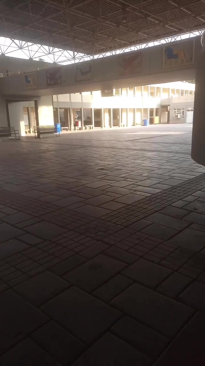 للإيجار        للإيجار.    للإيجار

موقع داخل النادي الطلابيّ في أحد كليات مجمع الجامعة المستنصرية في السبع أبكار في الاعظمية والذي يضم ثلاث كليات في مجمع واحد مشترك وهي
1.كلية التربية الأساسية 
2.كلية القانون 
3. كلية السياحه 
ويبلغ عدد الطلاب والطالبات والاساتذه اكثر من 10000 عشره آلاف
وتبلغ مساحة النادي الذي تقع فيه هذه المواقع أكثر من 1000 الف متر

موقع لبيع 
- البيتزا بأنواعها 
- الريزو
- الكنتاكي 
- الزنجر
- الصاج الإيطالي 
- الفاهيتا
- اللغم
- البركر

يجب ان يكون المستأجر صاحب خبرة وممارسه في مجال عمله وان يملك مطعم معروف 
بغداد الاعظمية 

للاستفسار ***********
بي واتساب
