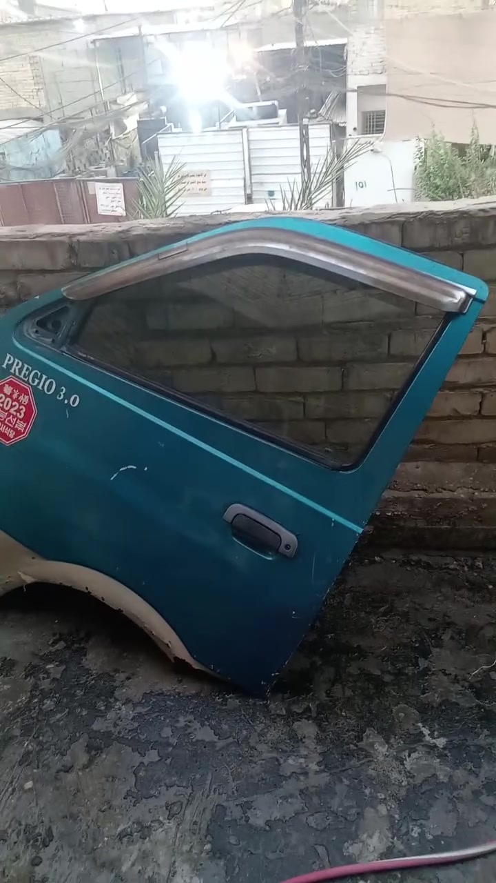 باب يسار • بيجو • العبيدي