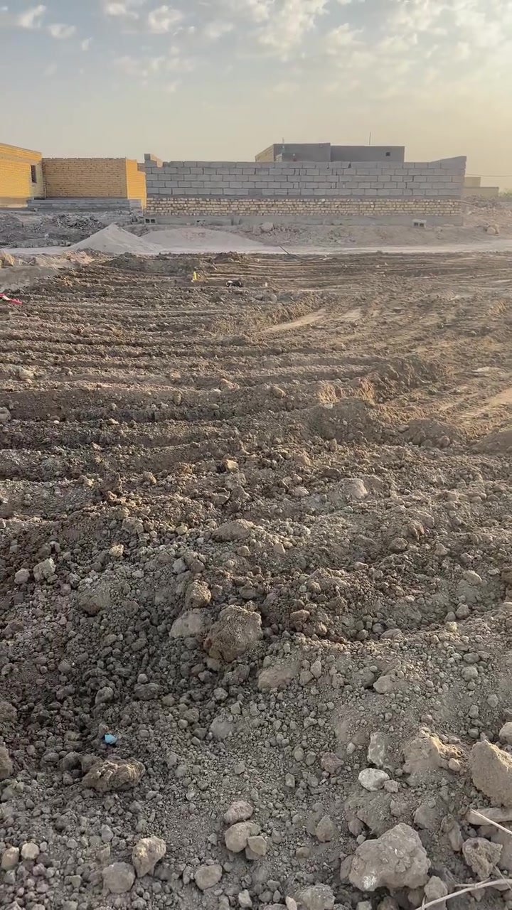 قطعه زراعي 200متر مدفونه وجاهزه للبناء حي جوادين نزله معمل لعصير السعر مناسب ‭***********‬
