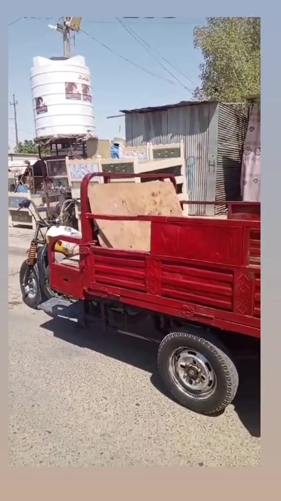 سلام عليكم ستوته صلطان بديها فول نضافه للبيع  بدون مكفول عشارين
***********
