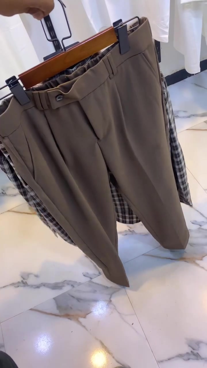 #ازياء_علاء_حسن_للألبسة_الرجاليه👖 شارع النفط

✅✅✅
متوفر خدمه توصيل 
                     🤲
                       

 زورونا لعنوان الكوت  شارع النفط 

 مقابيل يوسف للعطور او كوفي السكوندي

للاستفسار الاتصال على الرقم ***********  أو ع واتساب
