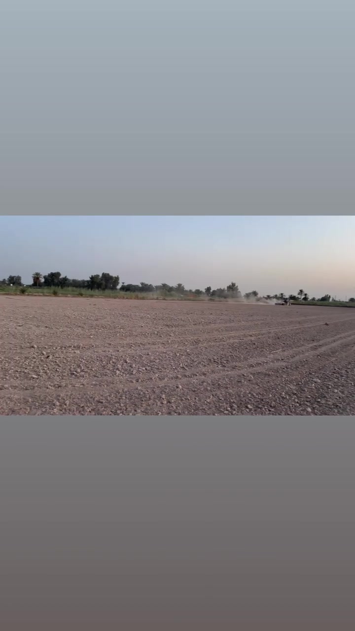 🌿 بِسْمِ اللهِ الرَّحْمٰنِ الرَّحِيمِ 🌿

﴿وَقُلْ رَبِّ أَنْزِلْنِي مُنْزَلًا مُبَارَكًا وَأَنْتَ خَيْرُ الْمُنْزِلِينَ﴾

🏡 للبيع أرض زراعية مميزة – فرصة استثمارية 🏡

✨ المساحة: ٤ دونم كاملة
📍 الموقع: [بغداد اليوسفية القصر الاوسط منطقة بئر الحمام]
🌱 نوع العقار: أرض زراعية
📜 الملكية/السند: [سند 25 زراعي ]
💧 الماء: [متوفر – ماء بئر – ماء نهر – ماء أساله ]
🚘 الوصول: [تبعد من الشارع الرئيسي٣٠٠م / قريب من الشارع العام]

🔹 أرض بمساحة ممتازة ومناسبة للزراعة والاستثمار.
🔹 موقع هادئ ومناسب لمن يبحث عن أرض زراعية بمساحة جيدة.
🔹 فرصة مناسبة للسكن الريفي أو المشاريع الزراعية، حسب القوانين والتنظيمات الخاصة بالمنطقة.

💰 السعر: [ واتساب أو الاتصال فقط للجادين ]

📞 للاستفسار والتواصل: [***********]

⚠️ البيع للجادين فقط، والمعاينة على أرض الواقع.

🌿 رزق حلال وفرصة تستحق المشاهدة… والله يرزق الجميع من واسع فضله. 🌿
