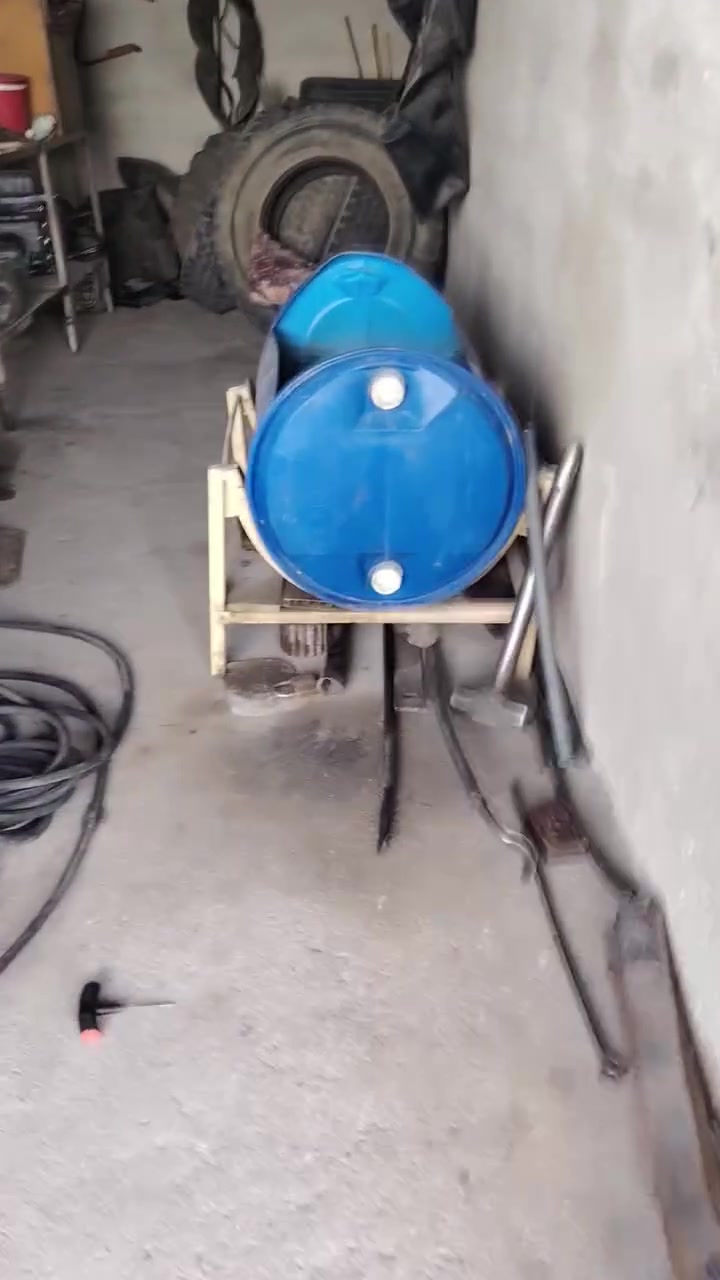 عدة محل بنجرجي للبيع في بادوش لتواصل ***********
