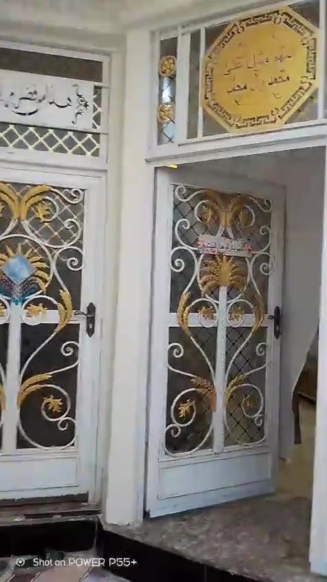 السلام عليكم بيت 100 متر طابقين للبيع في الجزء الاول الاميري الموقع التحرير الحولي الزراعي محمد ليله للاستفسار مراسله الصفحة او اتصال على الرقم الهاتف ***********
