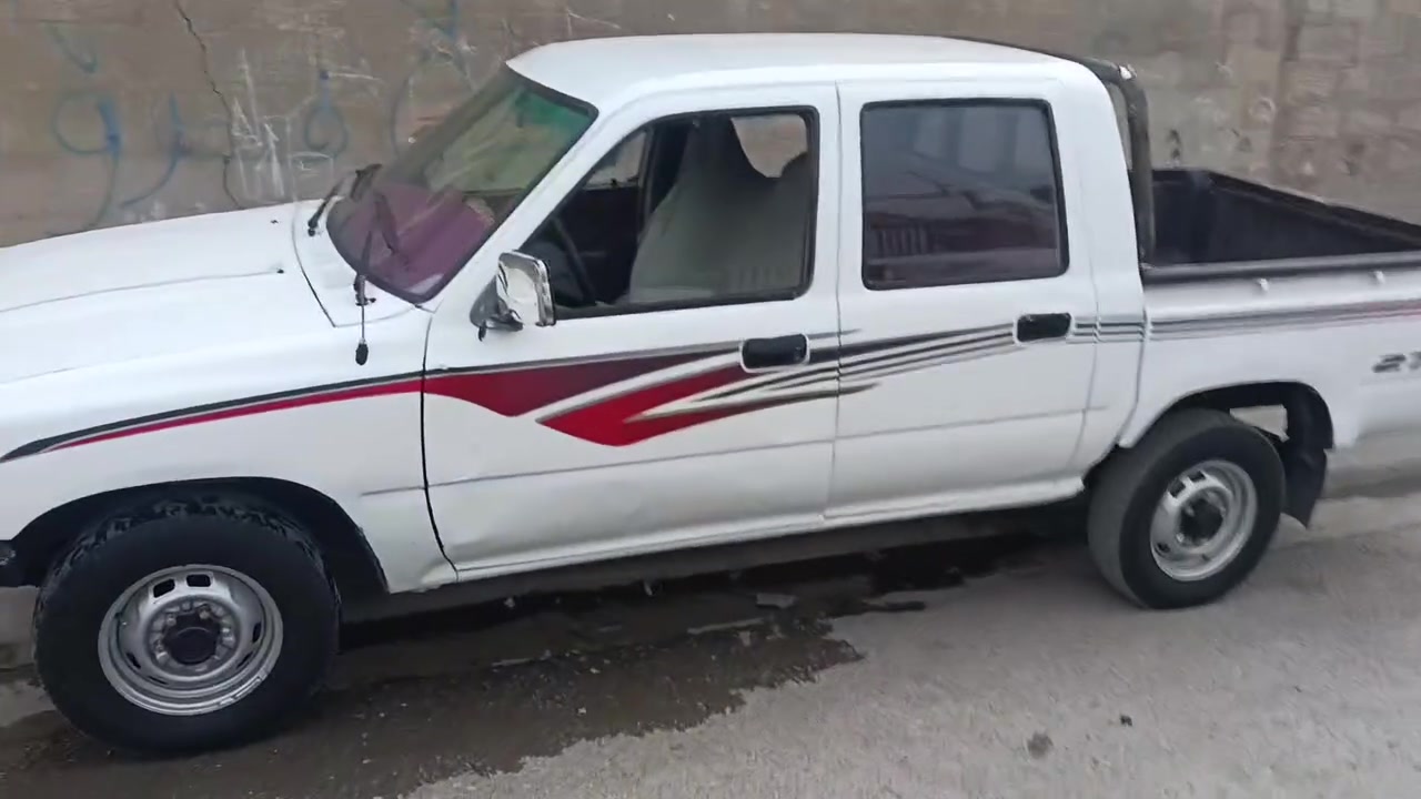 بيكاب • تويوتا • موديل ٢٠٠١