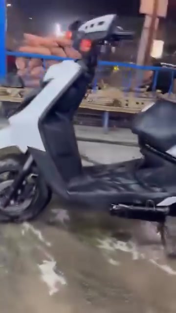 دراجة شحن • سكنس جبلي • بطاريات نص عمر