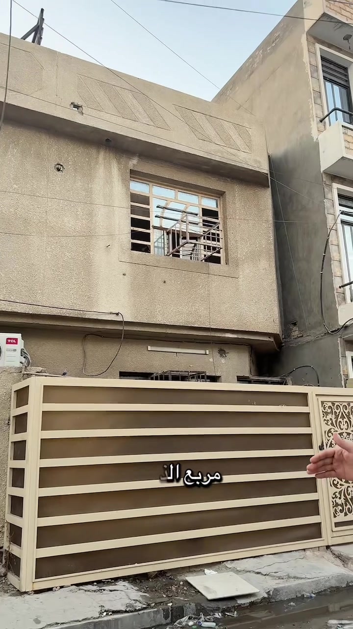 دار للبيع في حي الشباب قرب سوق اميمه 50 م