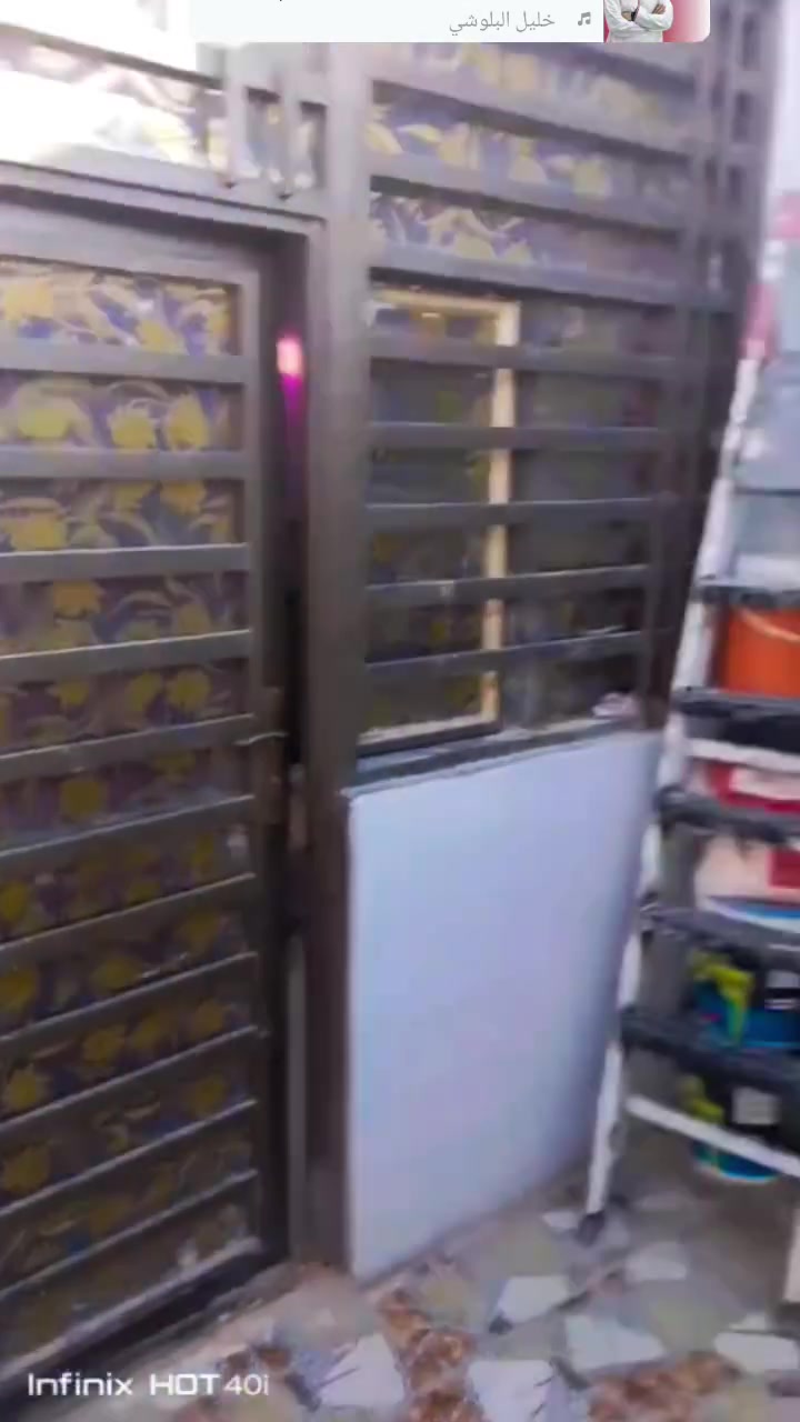 سلام عليكم بيت 🏢 للبيع مساحته 110 بناء 🏢 جديد اساس صب كونكريت  وسكف صب كونكريت واضح بل فيديو يتكون من غرفة وصاله ومطبخ واستقبال وحمام داخلي وخارجي البيت 🏢 كله سراميك سقوف ثانوي  تئسيس💡 كهرباء تريد فيز اربع خطوط كلفت الخدمات ماي كهرباء تبليط  بل باب سوك عياده خط كيات للمام. مدارس🏢 حكومية  مستوصف  🏥ميزانيات كهرباء موالده ذهبي  قريب على شارع العام كل هاذه وبسعر 28 وبي مجال للطيبين مداور محامي بسمك ثاني يوم للمراسله الصفحه أو واتساب مفتوح ***********📞📱

