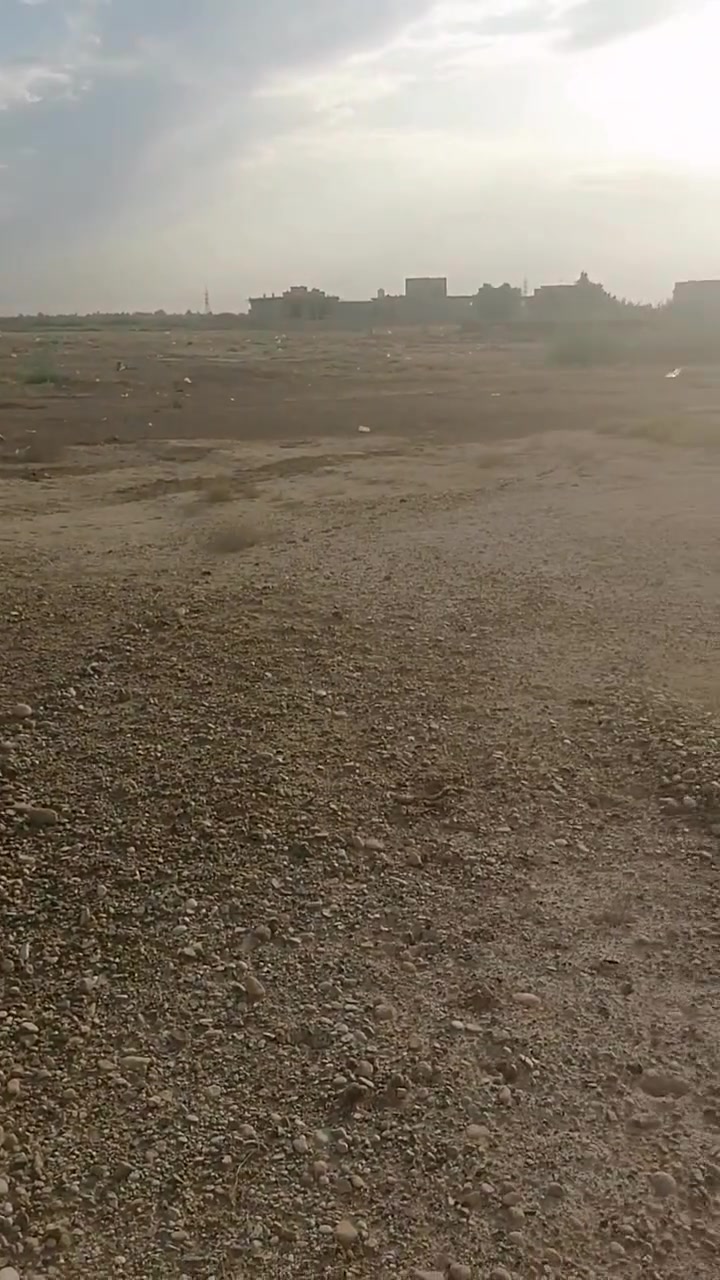 للبيع او مراوس بسياره قطعه ٤٦٠ م زراعيه عقد ١١٧ قرب ابو هديب خلف تبليط مباشر للاستفسار الاتصال ***********

