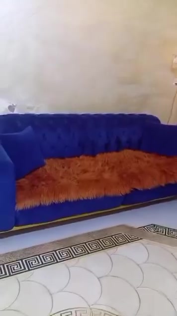السلام عليكم تخم قنفات للبيع كلش نضيف اي ضرر مابي 8مقاعد تركي تفصال كلش قوي وثكيل نضام سرير ب350 قفل ربع مانزل منه بعد  ليريدة ياخذة ليوم لو باجر لان عندي شيلة مكانه بغداد الجديدة الخاص مغلق وتعلقات ماجاوب عليها ليريد يتصل عل رقم ***********
