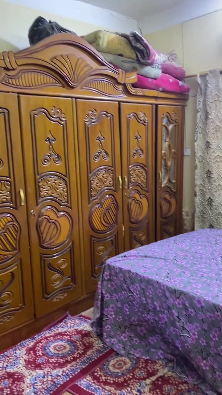 غرفه  كامله للبيع بدون تاج جربايه  السعر ٣٥٠ ***********
