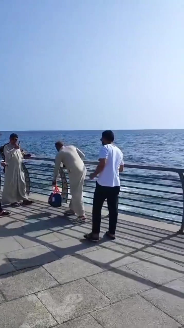 #بسم الله وعلى بركة الله ✨
تعلن شركة صفوة البيت الحج والعمره عن برنامج العمرة  المولد النبوي الشريف ٢٢/8/2026

▪️عمرة البــــــر  🚌
السعر ٨٠٠ الف

🕌 السكن:
▪️ المدينة المنوّرة: سكن مركزي
▪️ مكة المكرّمة: محبس الجن
▪️  ثلاث وجبات طعام بوفيه مفتوح يوميه
▪️مبيت مزرعة في حائل مع وجبتين عشاء+افطار

🍽 الخدمات المشمولة:
✔️ تأشيرة العمرة
✔️ رسوم الهيئة
✔️ سكن مكة والمدينة
✔️ باصات حديثة 🚌

✔️ هدايا لمعتمر 🎒
✔️ ارشاد ديني يرافق الحملة
✔️ مزارات مكة والمدينة
،🕌 برنامج اقساط
يشمل جميع الفئات
موضف
متقاعد
مستفيد
رعايه
جتماعيه
حسب سعر البرنامج
✔️ تنظيم مميز ومتابعة مستمرة

📲 للتواصل والحجز:
📞 ***********  ضياء المشهداني
#المدينة_المنورة
#مكة_المكرمة
#رافقنا_من_بيتك_الى_البيت_الحرام صفوه البيت _وجهتكم_الموثوقة_لبيت_الله_الحرم
ام نور بلدروز نهايه شارع العلوه
***********
