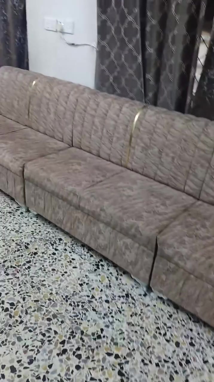 ديوان بلوك • ٨ مقاعد • خشب درجه اول