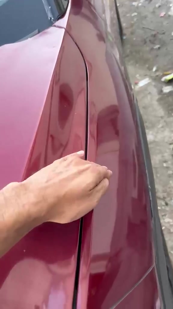السياره ترل بلايزر 2023 رقم بصره دولي محرك 1200 كلشي واضح بالفيديو وصور الحادث هم موجوده السعر 85 بلاش 
السياره جاهزه من كل النواحي هذا رقم صاحبه ***********
