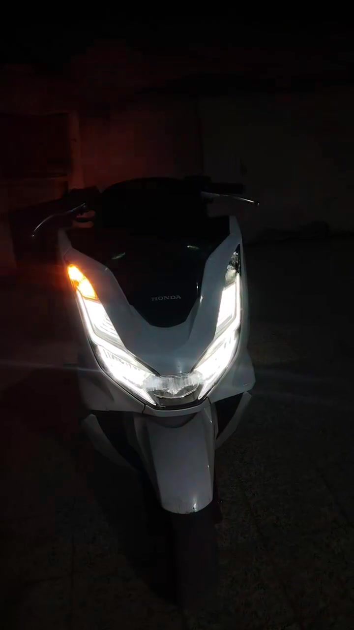 بي سي اكس جيل رابع وارد كوري
كفاله عامه *
فول حساسات *
مكينه كفاله *
شلعه معدل مال تاهو 
دير بانزين واطلع محافضات! 
ب16 ورقه 
مكاني شعب. ***********.
مو شراي لتدوخ روحك
