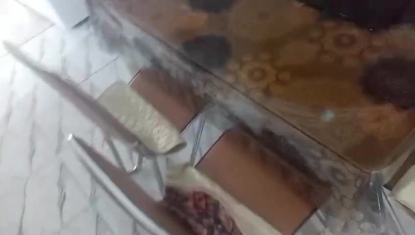 سلام عليكم عندي ميز بلازمه وعندي ميز طعام اربع كراسي اي ضرر مابيهم و كبلات تلاثه كلهن ب٢٠٠ هذه رقمي ***********
بغداد زعفرانيه اربع شوارع 
لا يوجد توصيل 
@إشارة
