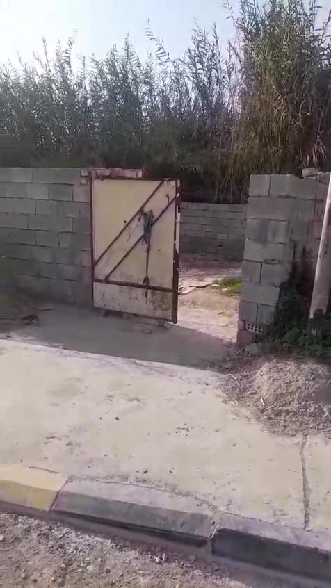 السلام عليكم بيت للبيع منطقة الشباب تجاوز سعره مناسب منطقه كامله تبليط مجاري كهرباء ب لباب ***********
