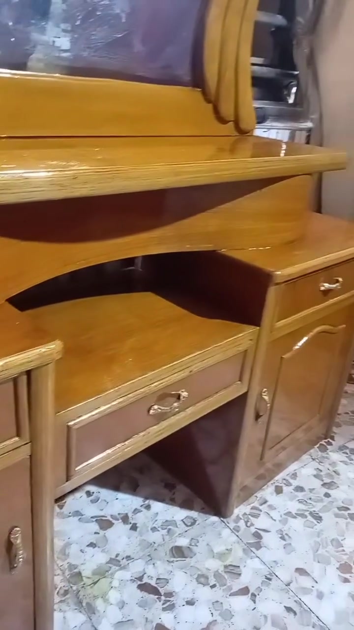 مكلف بلنشر غرفه تسكام نجاره صاج داخل وخارج ظهر جرجوبه غرفه تكمه اخت الجديده مكانه حله للاستفسار الاتصال بلرقم ***********
