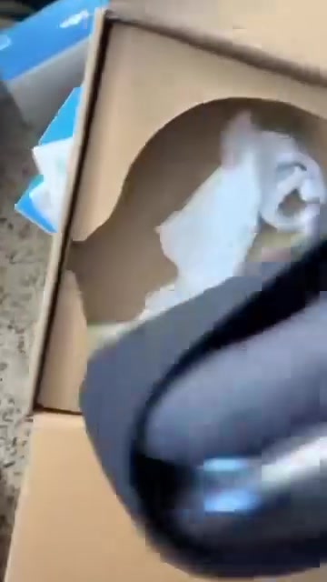 سماعه ايربود  جيل الرابع الحديث عزل بدون ربلات اخر اصدار مسخدمه قليل نضافها100#كامل ملحقات سعر 280 

سماعه MAXالحديث جيل ثاني اخر اصدار بدون كارتونه كامل  ملحقات نضافه100‎%‎سعرها750

مكاني بغداد يوجد توصيل 🚚 ***********
