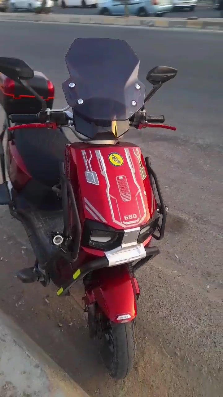 للبيع ماطور شحن أباتشي موديل 2026
🔋 6 بطاريات، كل بطارية 32 أمبير
🏍️ يمشي تقريبًا 70 كم حقيقي
⏱️ مستخدم شهر فقط
💰 السعر: 1,100,000 دينار وبيه مجال بسيط
📍 المكان: تكريت – شهداء
📞 للتواصل: ***********