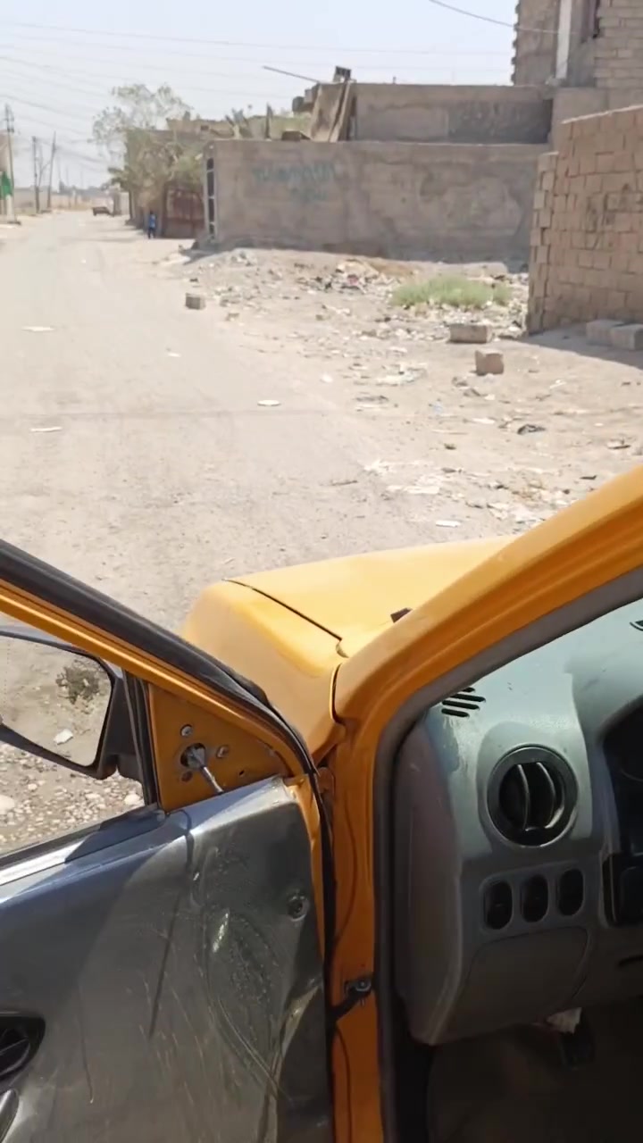 سيارة • للبيع