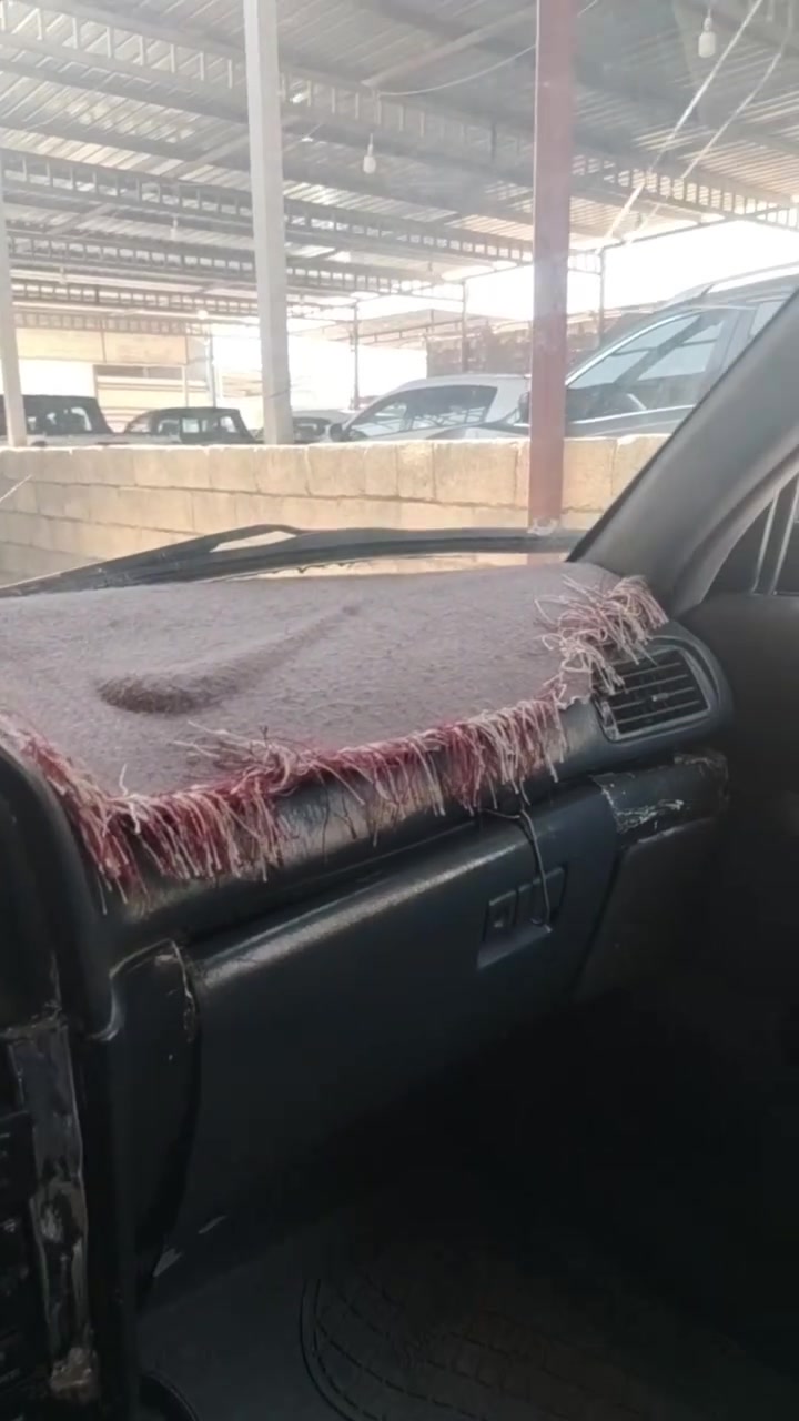أ سياره مارك مسطرة محرك گير بطة شرط لاصرف ولا بخار
رقم نينوى ألماني شرط التحويل والوكالة سياره بيها ملاحظات بسيطة السعر 33وبيها مجال حگ الجية 
المكان كركوك قضاء الحويجة 
,***********
