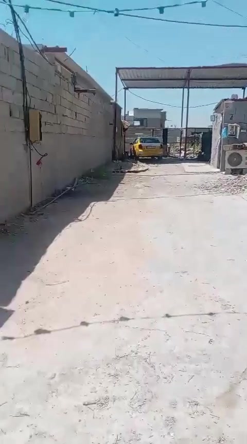 قطعه أرض زراعي للبيع مساحه كبيره في الزعفرانيه موجره نصين النص الخلفي مؤلده ايجاره ٢٥٠ وعشر انبيرات مجاني ونص الثاني عله شارع تبليط تكدر تبنيه وتستثمره بيت أو محلات المكان الزعفرانيه شارع معهد قرب منصه ***********
