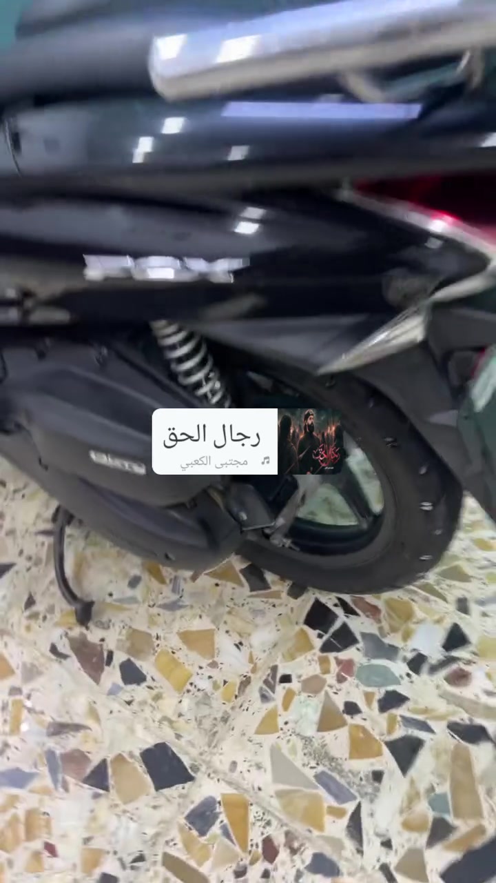 دراجه بي سي اكس الجيل الاول صار لها شهرين من نزلتها يريدها خابرني عالتليفون مكاني بالبلديات***********
