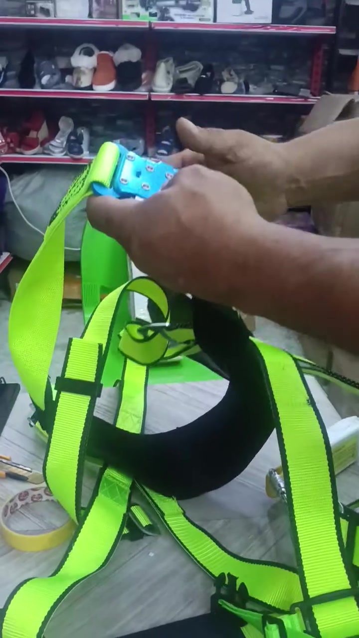 حزام سيفتي • توصيل
