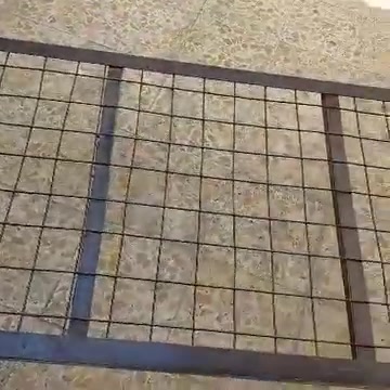 سلام عليكم عندي جربايه نفر حديد للبيع سعره ٢٥ قفل اليريده يتواصل مع هذا الرقم ***********
