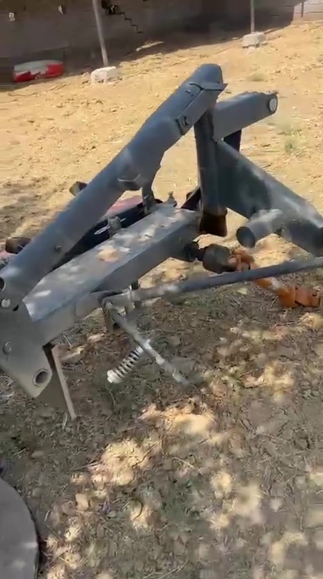 السلام عليكم للبيع حاشوشه عنوان بغداد سريع الدولي رقم الهاتف ***********
