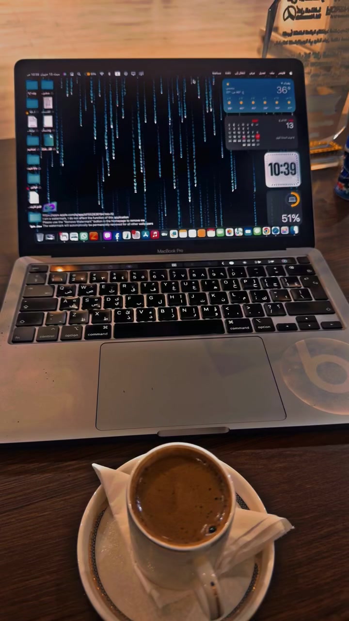 ماك بوك برو 2020 للبيع السعر 500
غراضة كامله شاحن كارتونة جلاتين الكيبورد 
***********
