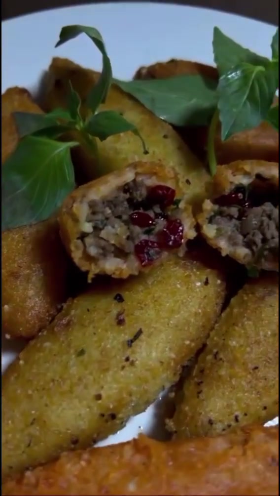 كبة برغل طلب اليوم 
🍰 هني وعافية | حلويات تُصنع بحب 🤎
🎂 كيك وحلويات حسب الطلب
✨ نكهة تخلّيكم ترجعون
📍 [الديوانية] | 📩 للطلب والاستفسار
الواتساب ***********

